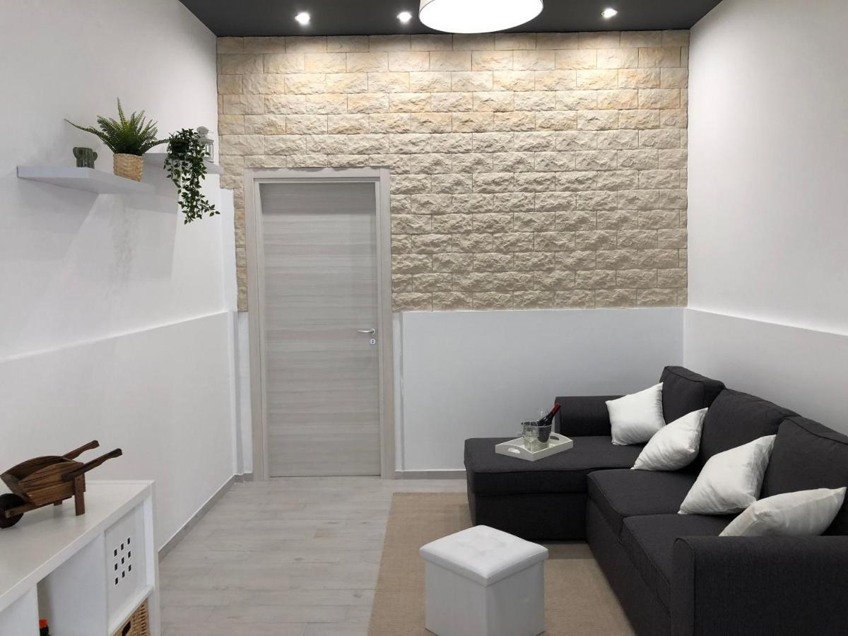 Dafne Home Syracuse Bagian luar foto